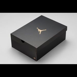 5 Jordan boxes